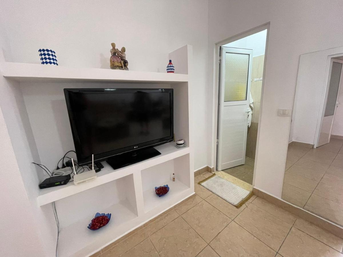 Kristo Apartament, Sarande Apartment Bagian luar foto